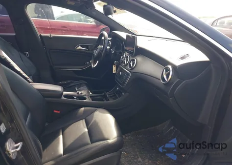 2015 Mercedes-Benz Cla 250 из США, поврежденный, VIN WDDSJ4EB2FN181563